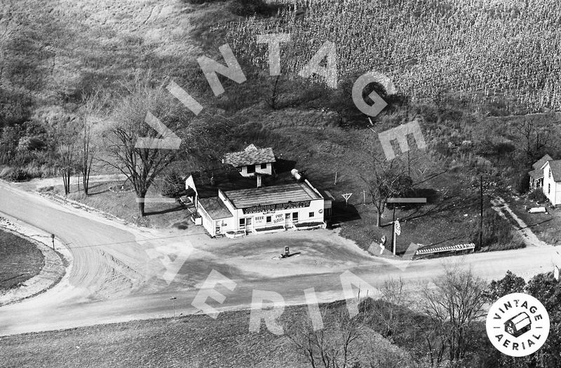 Runyan Lake Food Center (Sunoco Gas, Jennings Superette) - Jennings Superette 1963